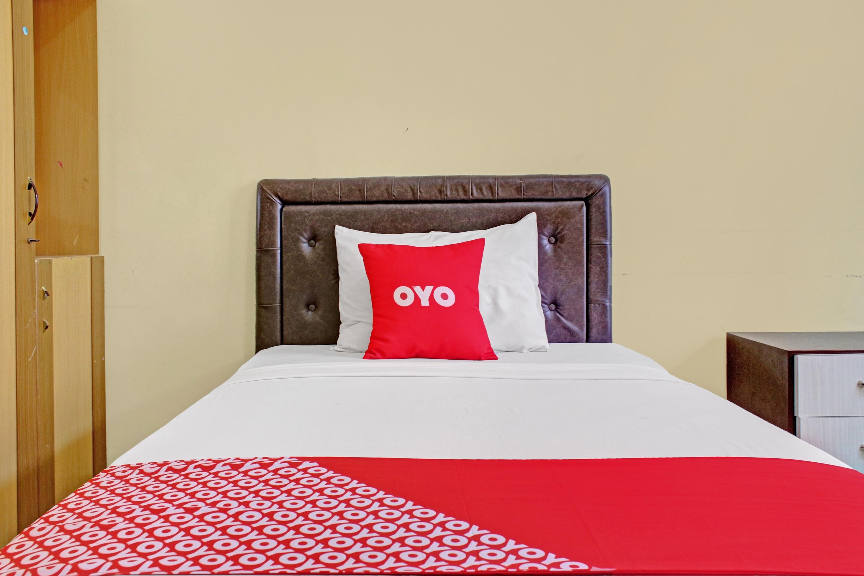 Oyo 90423 Hotel Aman Palangka Raya Eksteriør bilde